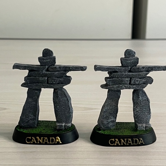 Inukshuk Souvenir   Set of 2 - Picture 1 of 4